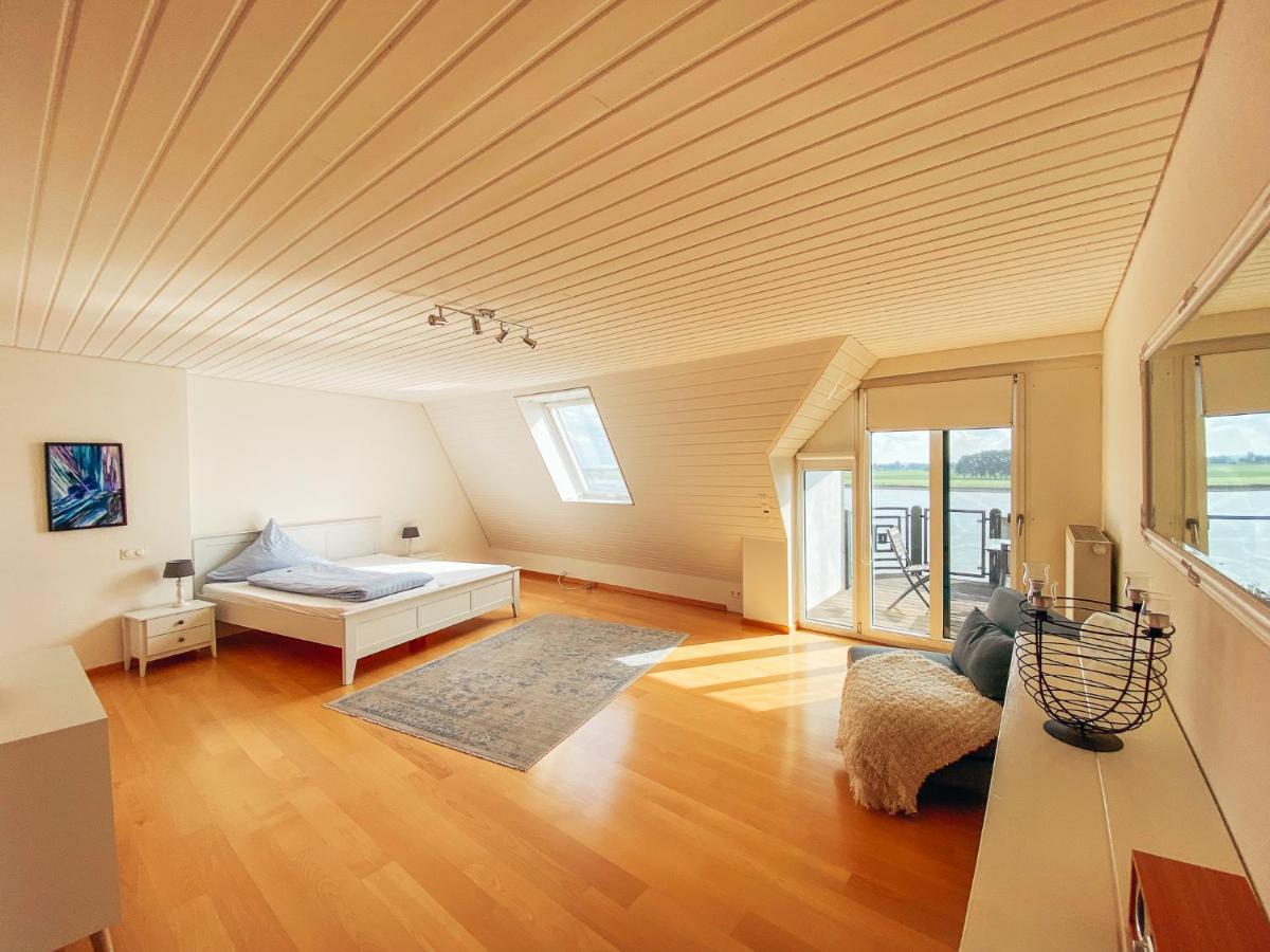 Rheinloft 3 - Grosse Giebelwohnung Mit Dachterrassen An Der Rheinpromenade Emmerich Dış mekan fotoğraf